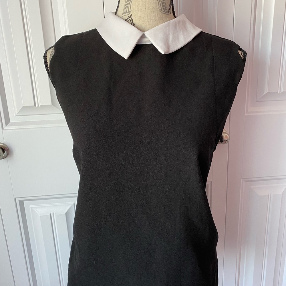 Monteau Black Blouse with White Peter Pan Collar